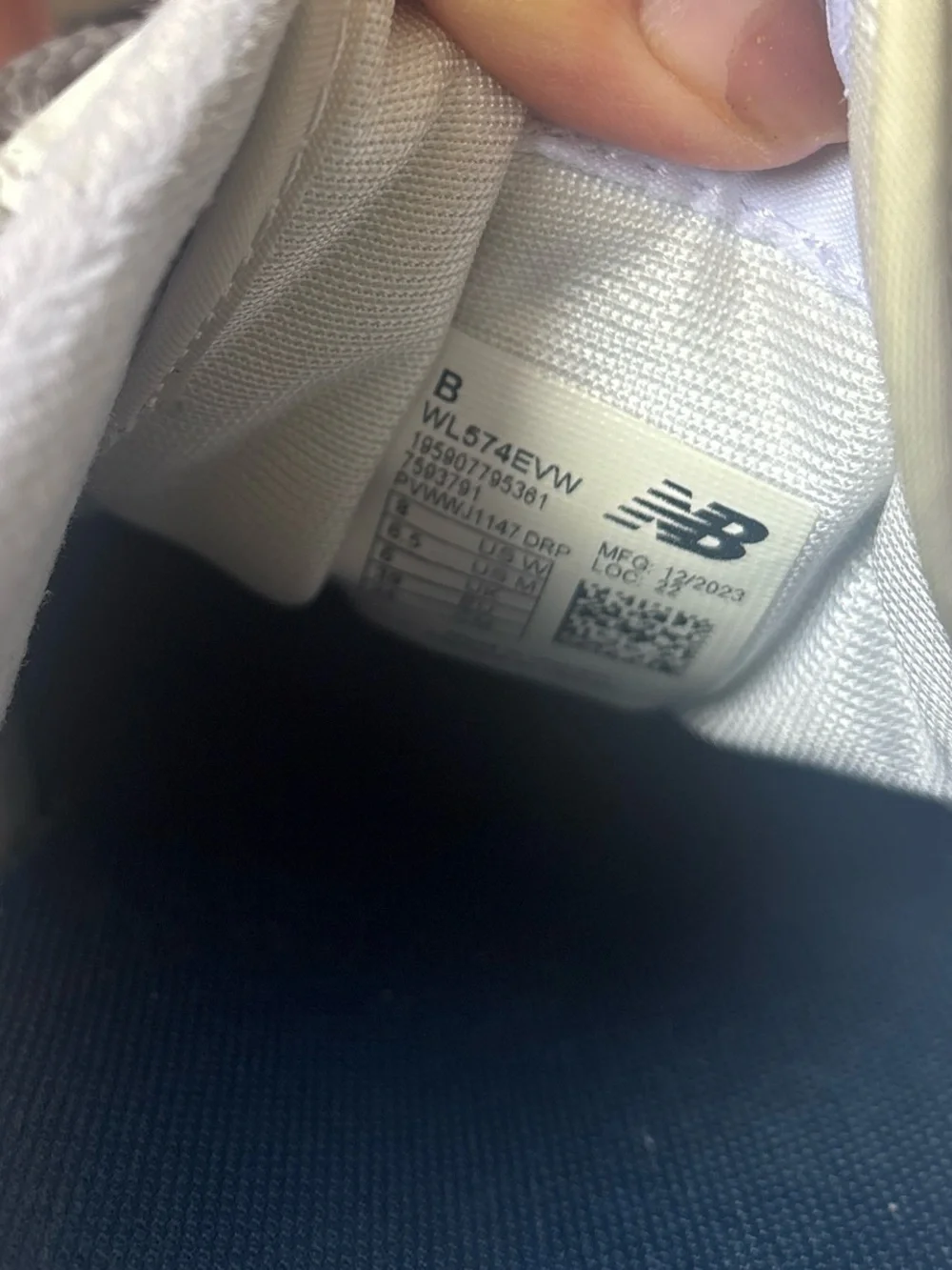 New Balance Athletic Sneakers in Light Beige